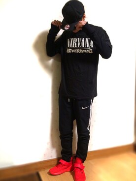「NIKE SPORTSWEAR（ナイキスポーツウェアー）のアイテム（その他パンツ）」を使った、yu-yaさん（メンズ・180cm）の春コーディネート
