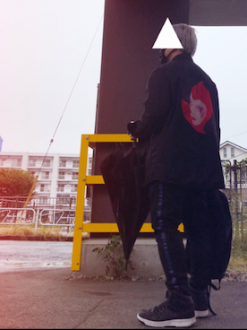 「STELLA McCARTNEY（ステラマッカートニー）のアイテム（ナイロンジャケット、ブラック系）」を使った、paisenさん（メンズ・174cm）の秋コーディネート