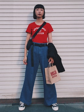 「A&F（エーアンドエフ）のアイテム（トップス、レッド系）」を使った、1Cさん（レディース・166cm）の秋コーディネート