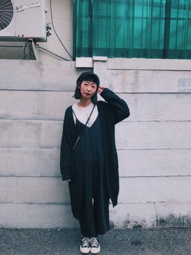 「H&M（エイチ・アンド・エム）のアイテム（トップス、ホワイト系）」を使った、1Cさん（レディース・166cm）の冬コーディネート