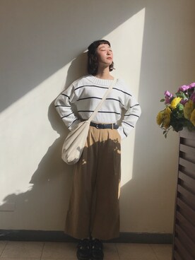 「H&M（エイチ・アンド・エム）のアイテム（トップス、ホワイト系）」を使った、1Cさん（レディース・166cm）の冬コーディネート