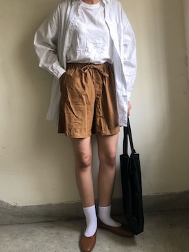 「UNIQLO（ユニクロ）のアイテム（トップス、ホワイト系）」を使った、1Cさん（レディース・166cm）の秋コーディネート