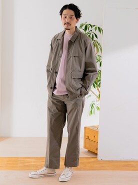 「春カラー」｜「アイテム（カバーオール）」を使った、DOORS MENSさん（メンズ・176cm）の冬コーディネート