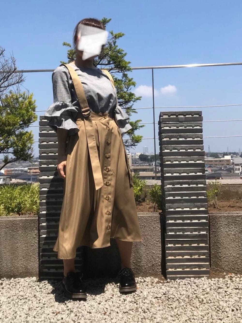 「しまむら、プチプラ、しまむらコーデ」｜「しまむらのグレンチェック柄フリル袖ブラウス（シャツ/ブラウス、ブラック系）」を使った、ファッションセンターしまむらさん（レディース・149cm）の夏コーディネートの1枚目の写真