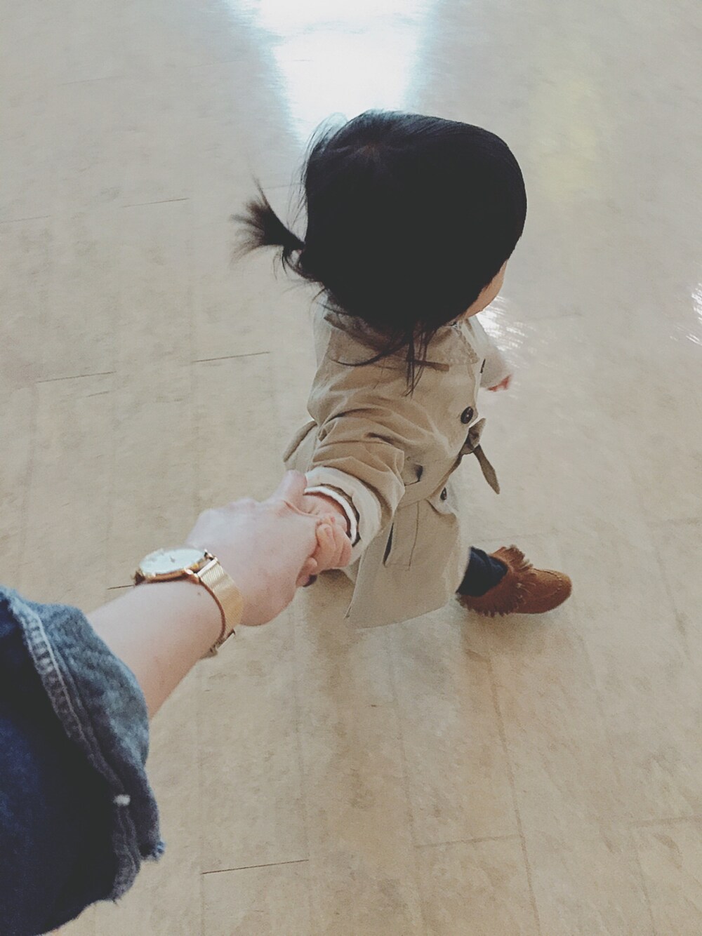 「ootd、2歳、travel」｜「ZARA KIDSのアイテム（ダウンジャケット/コート、その他）」を使った、Lilyさん（キッズ・90cm）の冬コーディネートの1枚目の写真