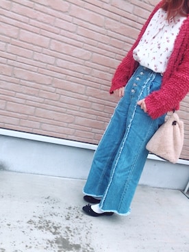 「花柄ブラウス」｜「しまむら（シマムラ）のアイテム（デニムパンツ）」を使った、はなさん（レディース・164cm）の冬コーディネート