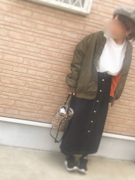 「レースブラウス」｜「アイテム（MA-1）」を使った、はなさん（レディース・164cm）の冬コーディネート
