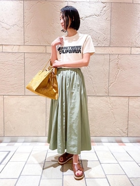 奥澤　朋子さん（レディース・165cm）の春コーディネート