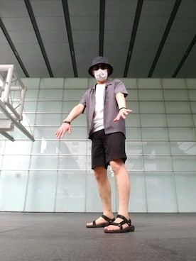 「ROXD（ロッド）のアイテム（アクセサリー）」を使った、JGさん（メンズ・176cm）の夏コーディネート