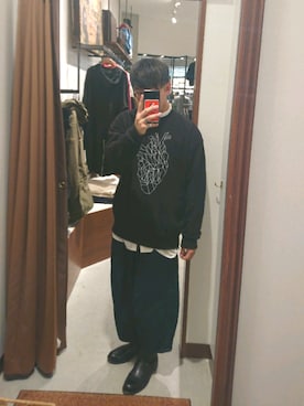 「ノーカラーシャツ」｜「アイテム（スウェット）」を使った、いしげ　りょうさん（メンズ・182cm）の春コーディネート