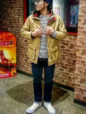 「WOOLRICH（ウールリッチ）のアイテム（マウンテンパーカー）」を使った、sawaさん（メンズ・172cm）の春コーディネート