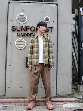 「Yohji Yamamoto（ヨウジヤマモト）のアイテム（ブーツ）」を使った、三上翼さん（メンズ・177cm）の秋コーディネート