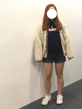 「adidas（アディダス）のアイテム（パーカー）」を使った、COLLABONATIONさん（レディース・155cm）の秋コーディネート