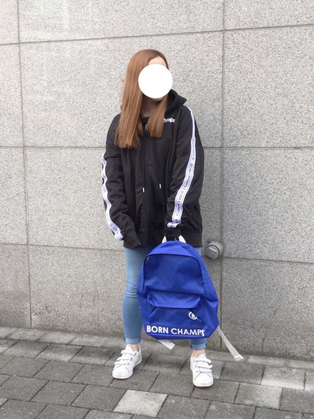 「やっぱりストリートが好き、ストリート、セール、ootd、スニーカー、秋のコーデ、ジャージコーデ、アウター、韓国、bornchamps」｜「💥☃️アウターセール中☃️💥のアウター最大40%OFF！！！サイトから確認してください！（その他、その他）」を使った、COLLABONATIONさん（レディース・155cm）の秋コーディネートの1枚目の写真