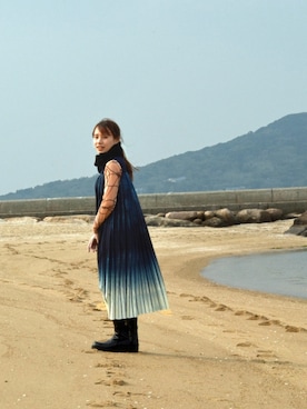 「ブリーチデニム」｜「アイテム（ワンピース/ドレス）」を使った、オザキプリーツさん（レディース・158cm）の冬コーディネート