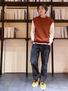 「アイテム（スニーカー、イエロー系）」を使った、RUIさん（メンズ・166cm）の春コーディネート