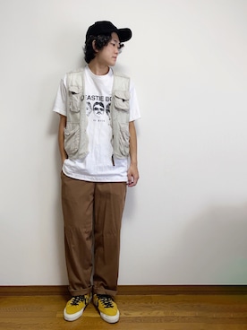 「アイテム（スニーカー、イエロー系）」を使った、RUIさん（メンズ・166cm）の秋コーディネート