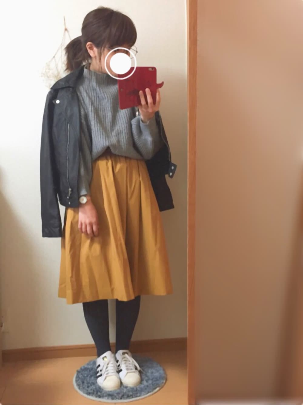 「ユニクロ、大人カジュアル、春コーデ、シンプル」｜「titivateのﾎﾞﾄﾙﾈｯｸﾘﾌﾞﾆｯﾄﾌﾟﾙｵｰﾊﾞｰ（ニット/セーター、グレー系）」を使った、のこちゃんさん（レディース・153cm）の冬コーディネートの1枚目の写真