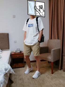 「Abercrombie&Fitch（アバークロンビーアンドフィッチ）のアイテム（カーゴパンツ）」を使った、阿睿_Simonさん（メンズ・182cm）の夏コーディネート