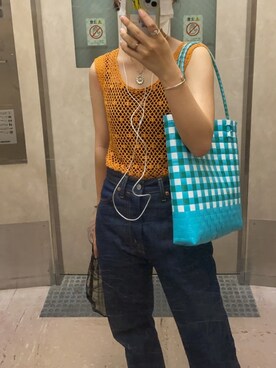 タンクトップを使った リーバイス701 のレディース人気ファッションコーディネート Wear