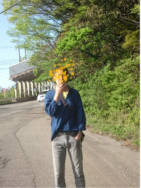 「TAKAHIROMIYASHITATheSoloIst.（タカヒロミヤシタザソロイスト）のアイテム（バングル/リストバンド）」を使った、satoshiさん（メンズ・179cm）の春コーディネート