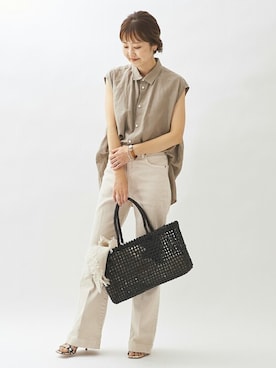 「アイテム（デニムパンツ、ベージュ系）」を使った、MYHさん（レディース・166cm）の春コーディネート