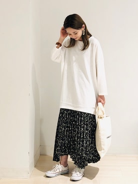 「AMERICAN HOLIC（アメリカンホリック）のアクリルバングル（バングル/リストバンド）」を使った、kana¨̮*さん（レディース・161cm）の秋コーディネート