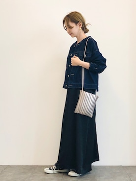 「プリーツバッグ」｜「アイテム（デニムジャケット）」を使った、kana¨̮*さん（レディース・161cm）の秋コーディネート