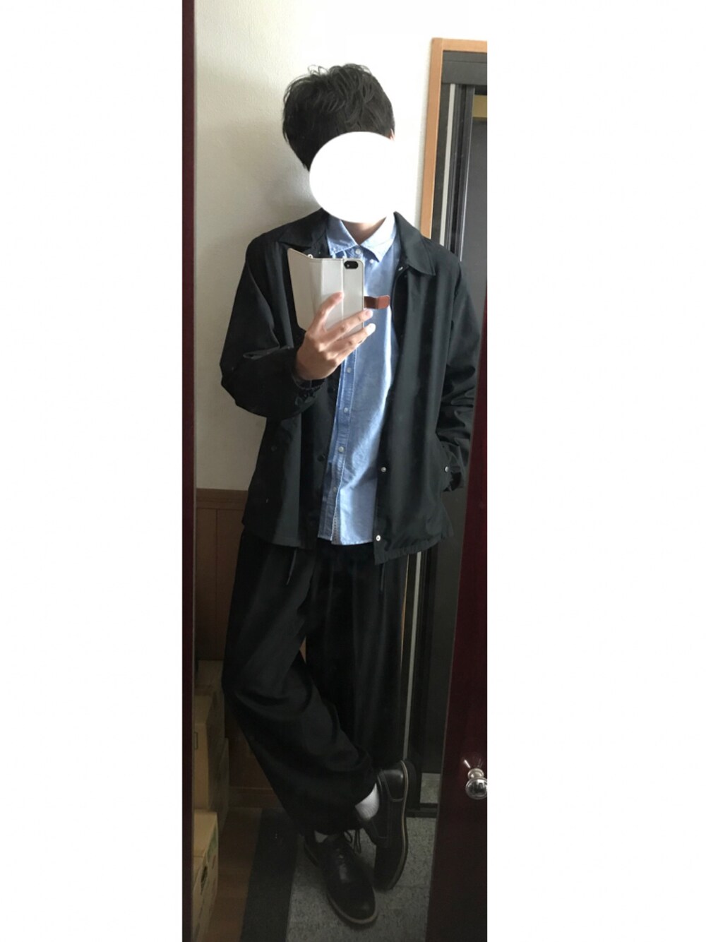 「シンプルコーデ、秋のコーデ、革靴」｜「Availのアイテム（シャツ/ブラウス、ブルー系）」を使った、ジャジャッチ(#)☁︎︎さん（メンズ・180cm）の秋コーディネートの1枚目の写真