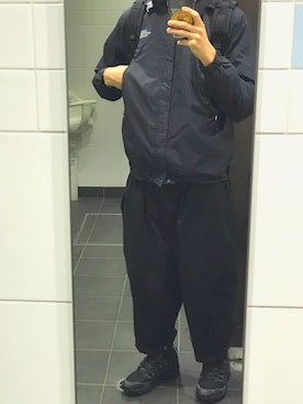「my beautiful landlet（マイビューティフルランドレット）のアイテム（その他パンツ、ブラック系）」を使った、carey_akrさん（メンズ・180cm）の春コーディネート