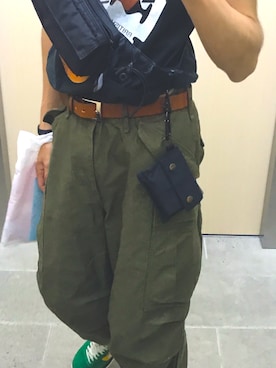 「Johnbull（ジョンブル）のアイテム（カーゴパンツ、グリーン系）」を使った、carey_akrさん（メンズ・180cm）の夏コーディネート