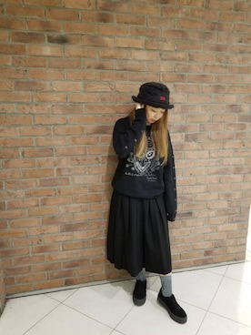 「キュロット」｜「アイテム（アナログ腕時計）」を使った、Monicaさん（レディース・153cm）の秋コーディネート