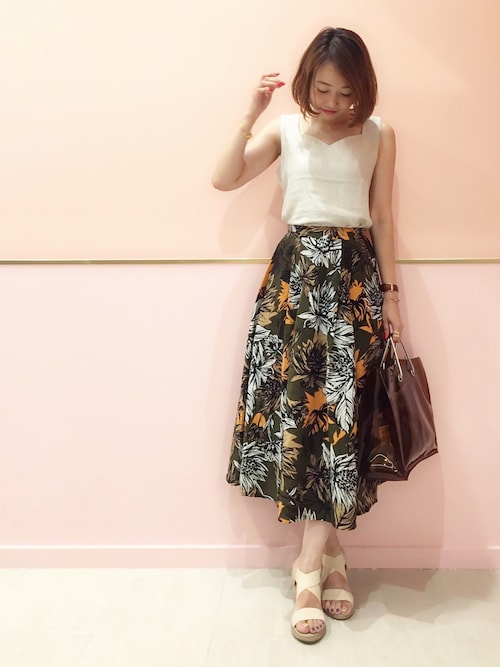 ゴムでフィットするので靴ズレしにくい3.5cmヒールゴムフィット