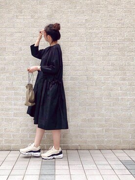 「NIKE（ナイキ）のナイキ エア マックス 95 プレミアム コントラスト ウィメンズシューズ / NIKE AIR MAX 95 PREMIUM CONTRAST（スニーカー）」を使った、nanaさん（レディース・160cm）の春コーディネート