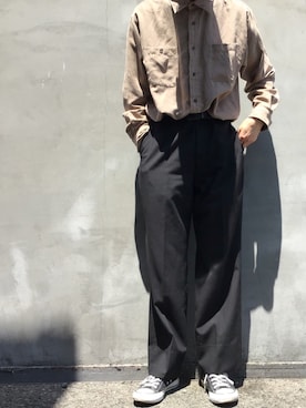 「古着のアイテム（トップス、ベージュ系）」を使った、kotaさん（メンズ・176cm）の春コーディネート