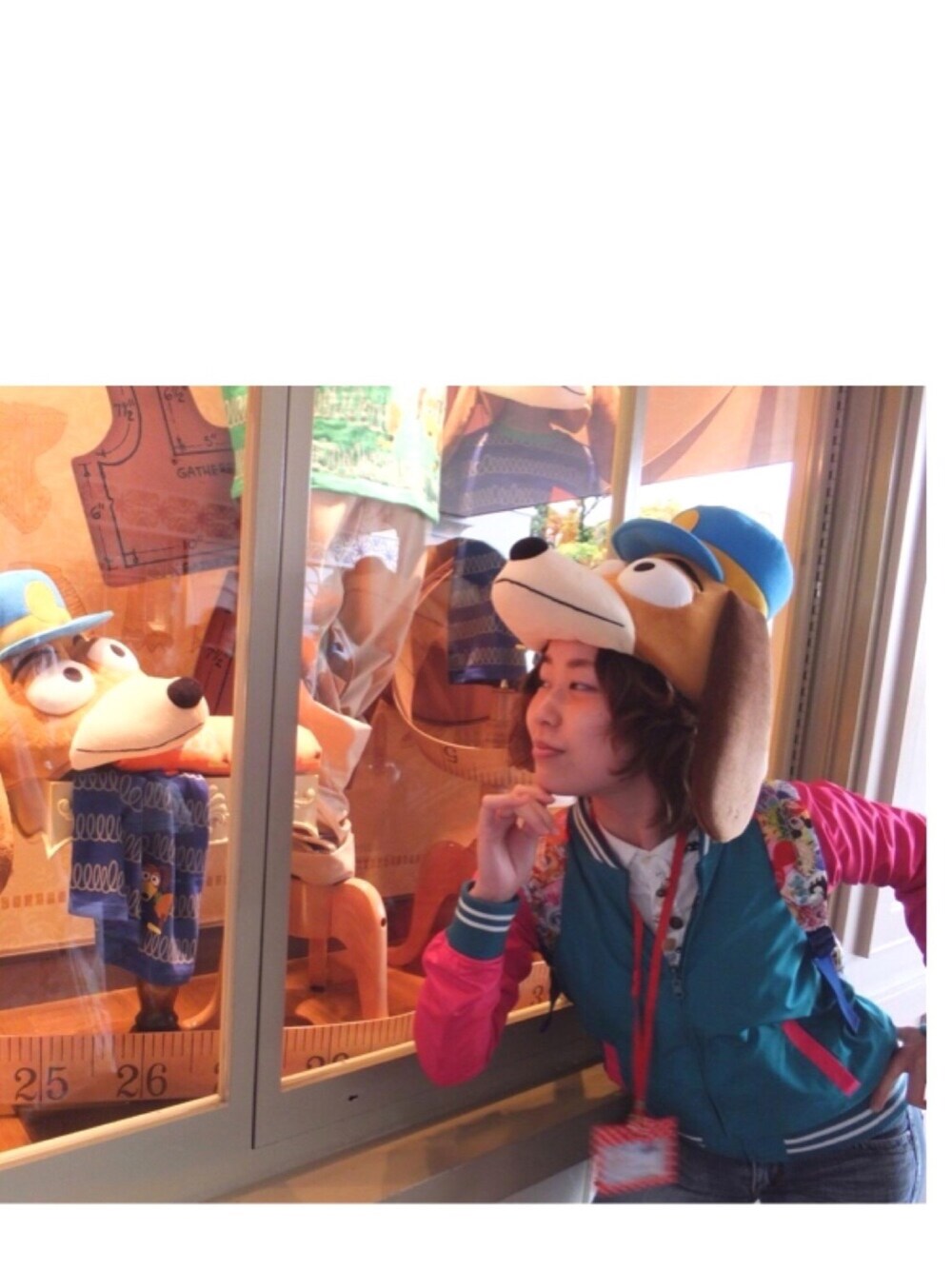 「スリンキー•ドッグ、ディズニー、カラフル、るんるん」｜「Disneyのアイテム（キャップ、ブルー系）」を使った、kaoriさん（レディース・158cm）の夏コーディネートの1枚目の写真