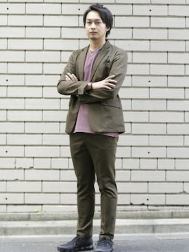 「カーキ」｜「アイテム（セットアップ）」を使った、nano・universe men's staffさん（メンズ・171cm）の秋コーディネート