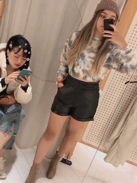 「BEN DAVIS（ベンデイビス）のアイテム（ニットキャップ/ビーニー）」を使った、Mayee Liuさん（レディース・163cm）の冬コーディネート