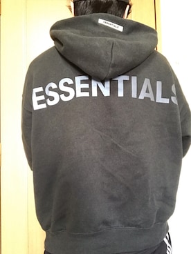 「FOG ESSENTIALS（エフオージーエッセンシャルズ）のESSENTIALS PULLOVER HOODIE / 裏起毛 バックロゴプリント プルオーバーパーカー（パーカー、ブラック系）」を使った、SKY++さん（メンズ・169cm）の秋コーディネート