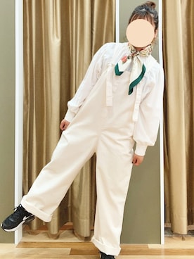 「オールホワイト」｜「アイテム（サロペット/オーバーオール）」を使った、ﾎﾁｬﾝさん（レディース・152cm）の春コーディネート