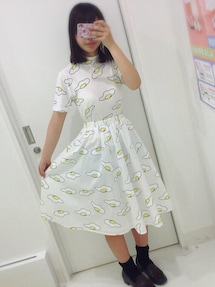 PUNYUS | ポイントは目玉焼きです。食いしん坊をアピールしてみました。ぷにゅ。(スウェット)