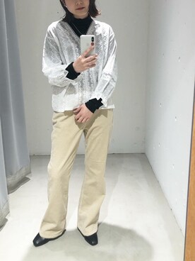 「Auntie Rosa Holiday（アンティローザホリデー）のアイテム（その他パンツ）」を使った、miwaさん（レディース・155cm）の冬コーディネート