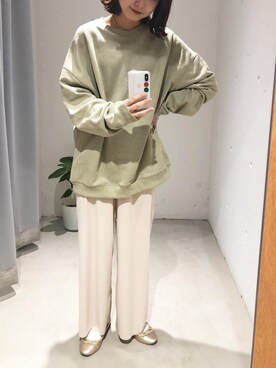 「holiday」｜「アイテム（スウェット）」を使った、miwaさん（レディース・155cm）の冬コーディネート