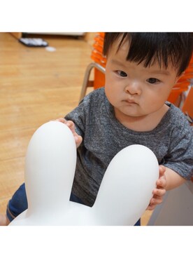 「息子」｜「アイテム（おもちゃ）」を使った、みーさんさん（キッズ・70cm）の夏コーディネート
