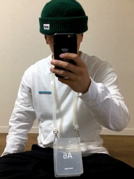 「RADIALL（ラディアル）のアイテム（帽子）」を使った、レオナルドさん（メンズ・170cm）の秋コーディネート