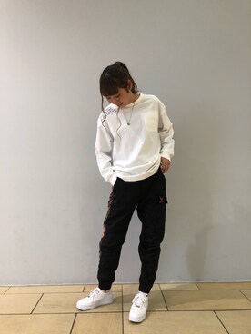 「テラスモール湘南」｜「アイテム（カーゴパンツ）」を使った、とあちんめんさん（レディース・167cm）の冬コーディネート