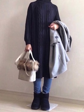 「BEARPAW（ベアパウ）のアイテム」を使った、akさん（レディース・162cm）の冬コーディネート