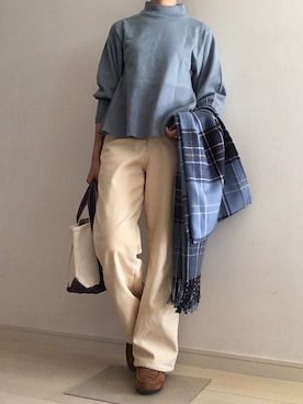 「ぺプラムトップス」｜「アイテム（モカシン/デッキシューズ）」を使った、akさん（レディース・162cm）の冬コーディネート