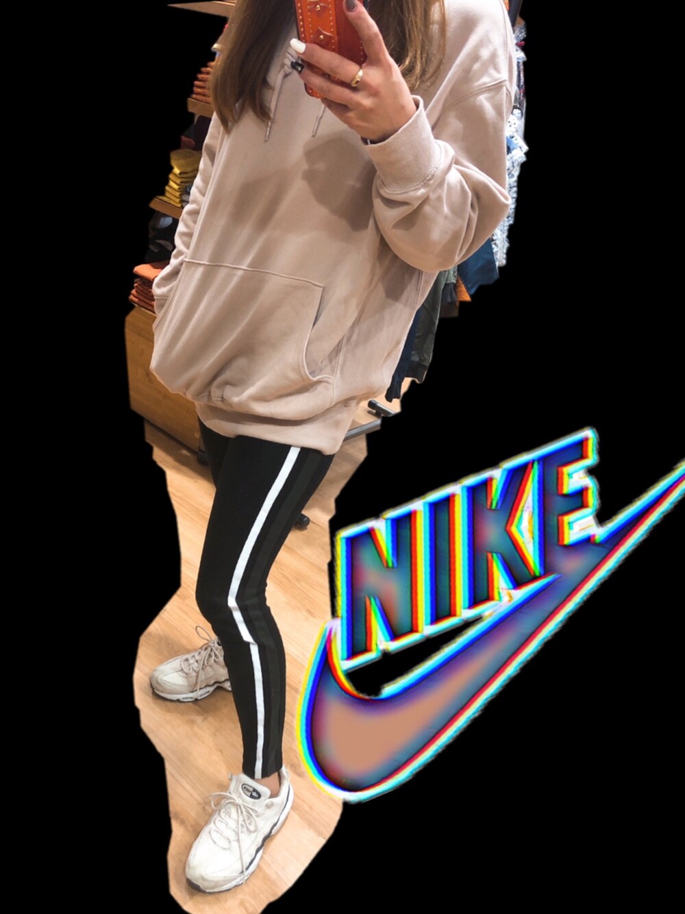 「秋冬コーデ、スニーカーコーデ、NIKE AIR MAX、エアーマックス95、ZARA、今日のコーデ、出勤」｜「no brandのアイテム（その他トップス、ベージュ系）」を使った、8lucaさん（レディース・155cm）の秋コーディネートの1枚目の写真