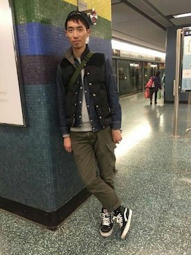 「ADLIB（アドリブ）のアイテム（バッグ）」を使った、Kaoru Edmond Kwokさん（メンズ・179cm）の冬コーディネート